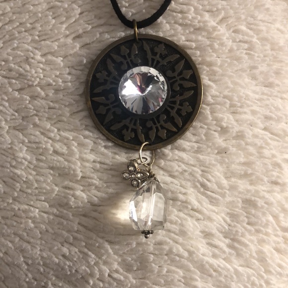 NECKLACE - Picture 7 of 9